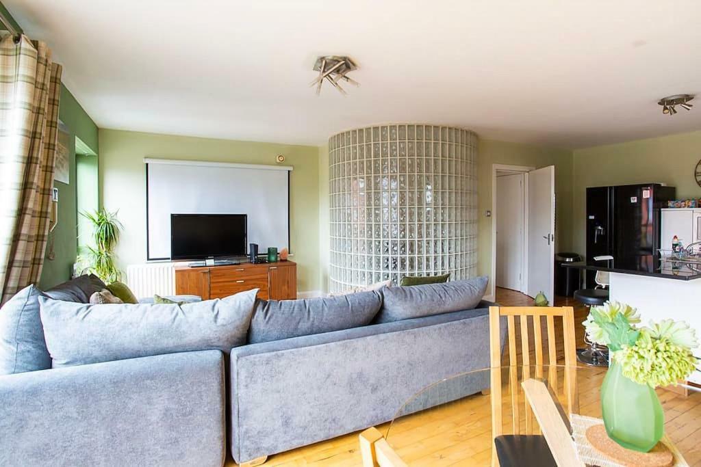 Spacious Belfast City Centre Duplex Apartment المظهر الخارجي الصورة