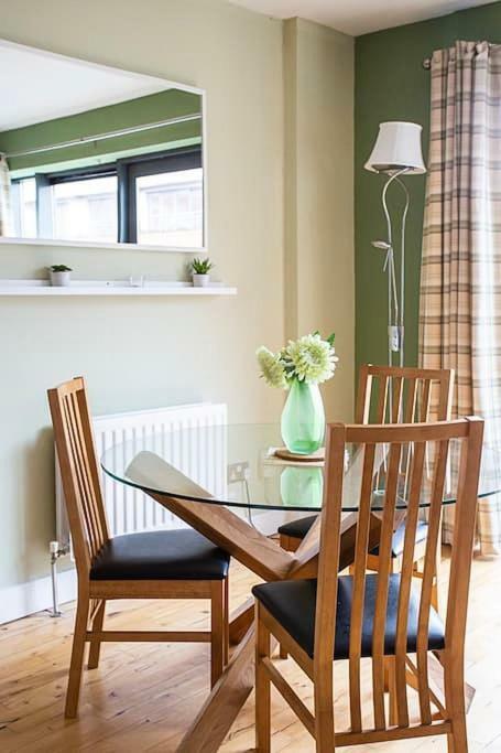 Spacious Belfast City Centre Duplex Apartment المظهر الخارجي الصورة