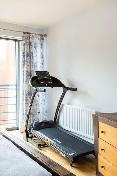 Spacious Belfast City Centre Duplex Apartment المظهر الخارجي الصورة