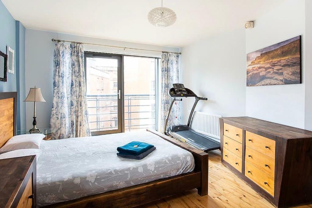 Spacious Belfast City Centre Duplex Apartment المظهر الخارجي الصورة